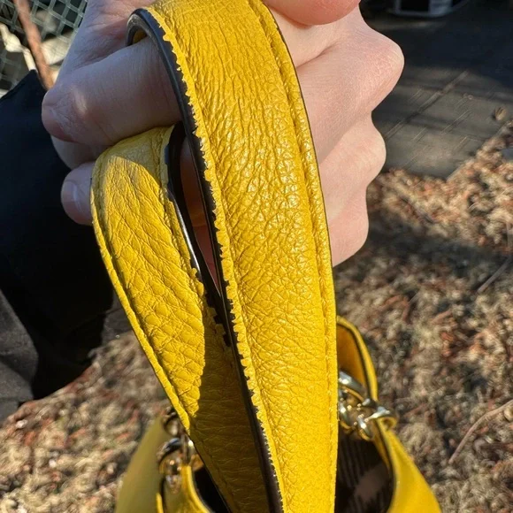 MICHAEL Michael Kors Large Leather‎ Fulton Chain Shoulder Tote (Citrus) - Picture 15 of 16